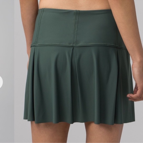 lululemon athletica Dresses & Skirts - Lululemon Lost in Pace Tennis Skirt Size 4